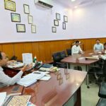 डीएम ने एलपीजी आपूर्ति की समीक्षा कर दिए सख्त निर्देश—बिना डिलीवरी OTP पर कार्रवाई