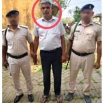 वैशाली के पातेपुर थाना के पु०अ०नि० 15 हजार रिश्वत लेते रंगे हाथ गिरफ्तार