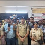 ऑपरेशन मुस्कान: खोए और चोरी हुए मोबाइल वापस पाकर खिले लोगों के चेहरे