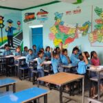 जहानाबाद में डीईओ का औचक निरीक्षण, स्कूलों में मिली अनियमितताओं पर जताई नाराजगी