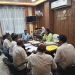 मॉडल स्कूलों में नामांकन अभियान तेज करने के निर्देश, डीईओ ने की समीक्षा बैठक