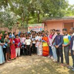 मासिक धर्म स्वच्छता दिवस पर एनएसएस स्वयंसेवकों ने बांटे सेनेटरी पैड, महिलाओं को किया जागरूक