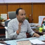 राजस्व कार्यों में लापरवाही पर डीएम की बड़ी कार्रवाई, नगर अंचल के राजस्व अधिकारी के खिलाफ विभागीय कार्रवाई की अनुशंसा