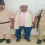 मनरेगा भुगतान में कमीशन मांगना पड़ा महंगा, जहानाबाद के मुखिया 12 हजार रुपये रिश्वत लेते गिरफ्तार