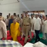 पितृपक्ष मेले में सुरक्षा व्यवस्था की कमान खुद संभाल रहे आईजी विकास वैभव